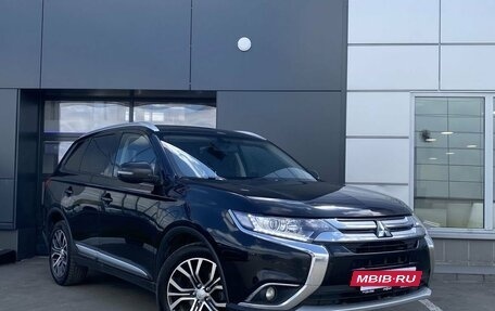 Mitsubishi Outlander III рестайлинг 3, 2018 год, 1 649 000 рублей, 3 фотография