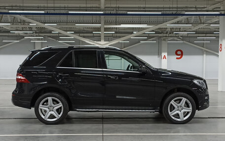 Mercedes-Benz M-Класс, 2014 год, 2 500 000 рублей, 4 фотография