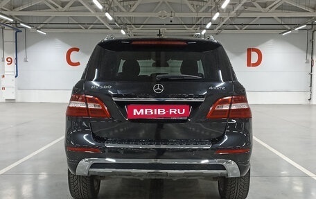 Mercedes-Benz M-Класс, 2014 год, 2 500 000 рублей, 6 фотография
