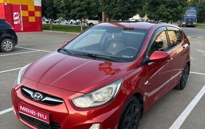 Hyundai Solaris II рестайлинг, 2012 год, 820 000 рублей, 1 фотография