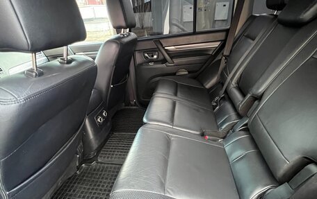 Mitsubishi Pajero IV, 2010 год, 2 049 000 рублей, 7 фотография