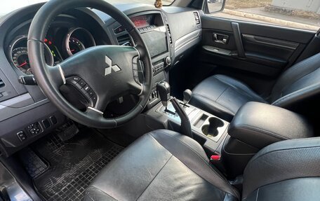 Mitsubishi Pajero IV, 2010 год, 2 049 000 рублей, 10 фотография