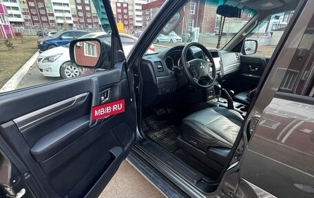 Mitsubishi Pajero IV, 2010 год, 2 049 000 рублей, 8 фотография
