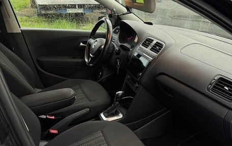 Volkswagen Polo VI (EU Market), 2019 год, 1 300 000 рублей, 9 фотография