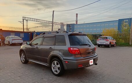 Mitsubishi Outlander III рестайлинг 3, 2005 год, 430 000 рублей, 3 фотография