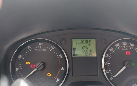 Skoda Fabia II, 2010 год, 930 000 рублей, 6 фотография