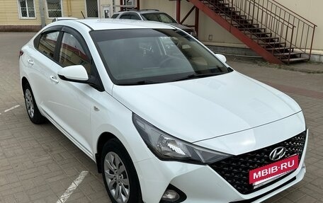 Hyundai Solaris II рестайлинг, 2020 год, 1 450 000 рублей, 2 фотография