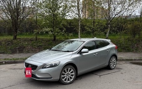 Volvo V40 II рестайлинг, 2015 год, 1 295 000 рублей, 3 фотография