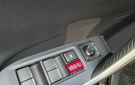 Toyota RAV4, 2020 год, 3 300 000 рублей, 14 фотография
