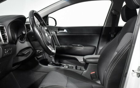 KIA Sportage IV рестайлинг, 2019 год, 1 989 000 рублей, 11 фотография