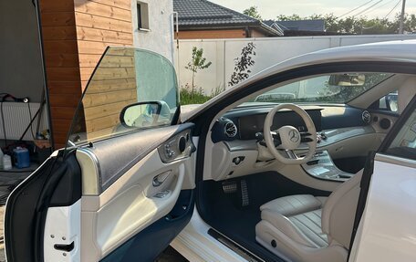 Mercedes-Benz E-Класс, 2020 год, 5 500 000 рублей, 9 фотография