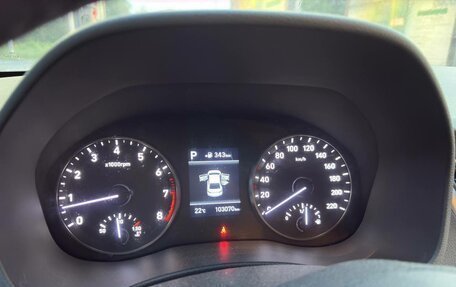 Hyundai Solaris II рестайлинг, 2017 год, 1 400 000 рублей, 5 фотография