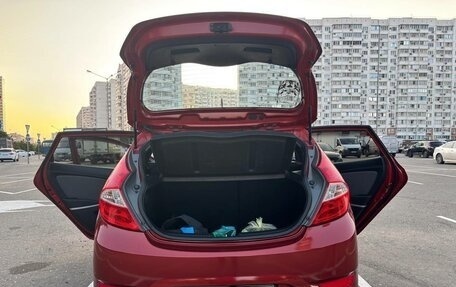 Hyundai Solaris II рестайлинг, 2012 год, 820 000 рублей, 5 фотография