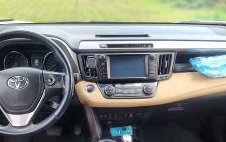 Toyota RAV4, 2017 год, 2 500 000 рублей, 6 фотография