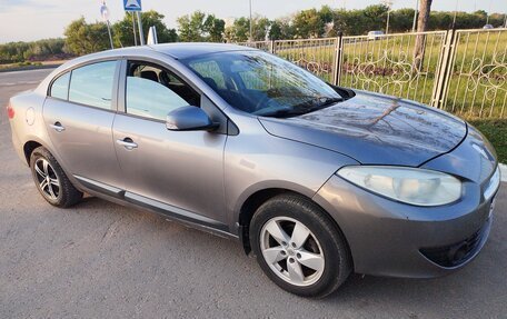 Renault Fluence I, 2010 год, 680 000 рублей, 2 фотография
