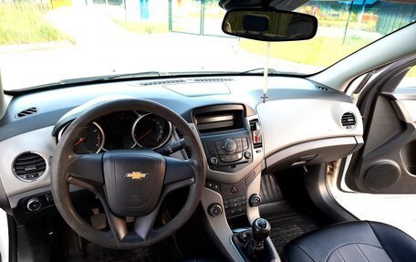 Chevrolet Cruze II, 2012 год, 620 000 рублей, 8 фотография