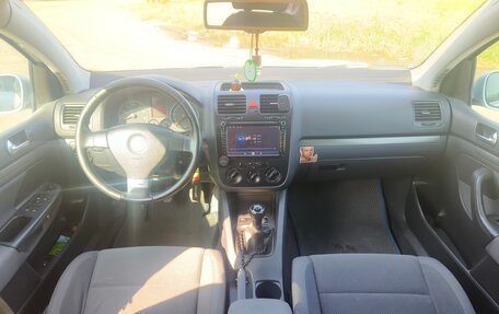 Volkswagen Golf V, 2003 год, 420 000 рублей, 17 фотография
