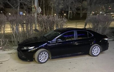 Toyota Camry, 2018 год, 3 000 000 рублей, 1 фотография