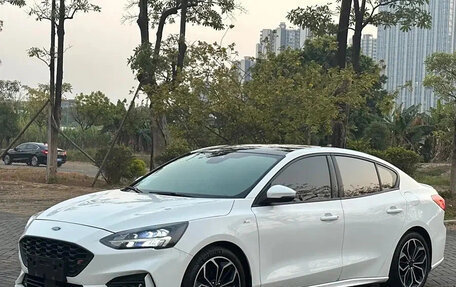 Ford Focus IV, 2022 год, 1 600 400 рублей, 1 фотография
