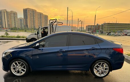 Hyundai Solaris II рестайлинг, 2015 год, 1 190 000 рублей, 9 фотография