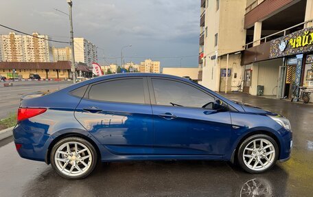 Hyundai Solaris II рестайлинг, 2015 год, 1 190 000 рублей, 4 фотография