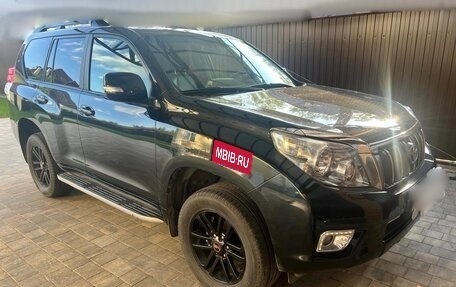 Toyota Land Cruiser 200, 2011 год, 4 850 000 рублей, 2 фотография