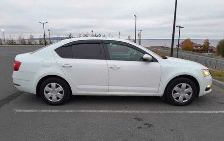 Skoda Octavia, 2018 год, 1 500 000 рублей, 4 фотография