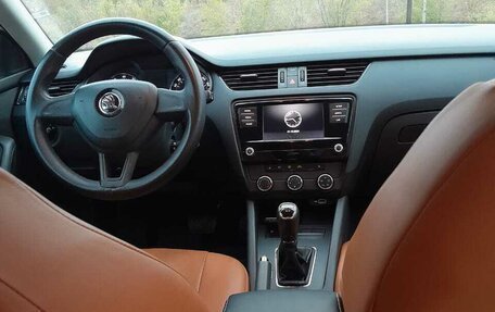 Skoda Octavia, 2018 год, 1 500 000 рублей, 12 фотография
