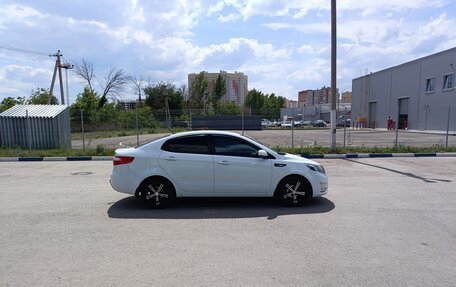KIA Rio III рестайлинг, 2014 год, 800 000 рублей, 5 фотография