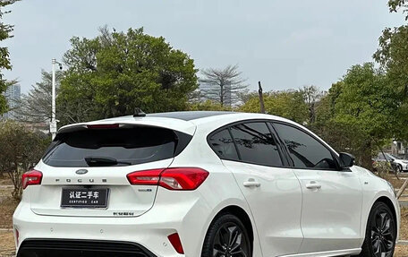 Ford Focus IV, 2022 год, 1 630 400 рублей, 10 фотография