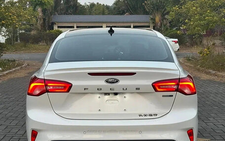 Ford Focus IV, 2022 год, 1 600 400 рублей, 6 фотография