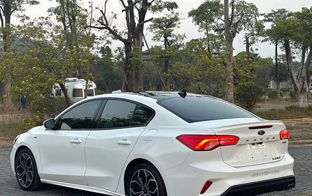 Ford Focus IV, 2022 год, 1 600 400 рублей, 7 фотография