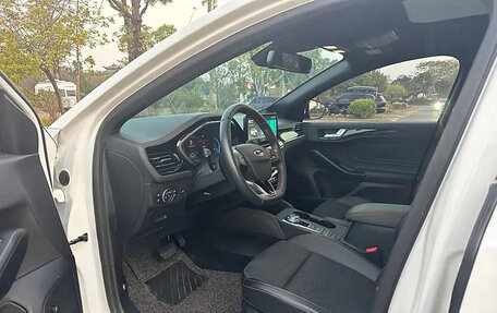 Ford Focus IV, 2022 год, 1 600 400 рублей, 11 фотография