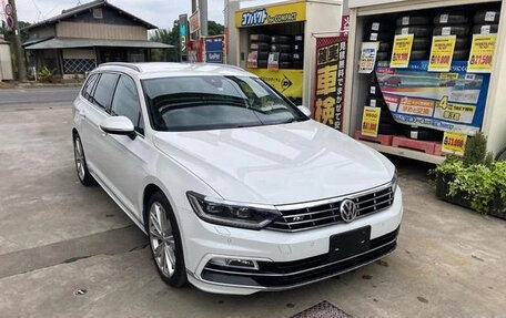 Volkswagen Passat B8 рестайлинг, 2019 год, 1 350 400 рублей, 3 фотография