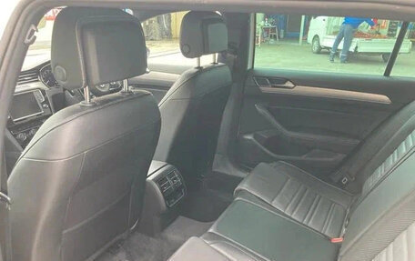 Volkswagen Passat B8 рестайлинг, 2019 год, 1 350 400 рублей, 28 фотография