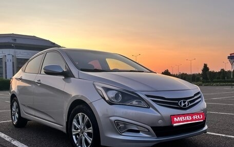 Hyundai Solaris II рестайлинг, 2013 год, 740 000 рублей, 1 фотография