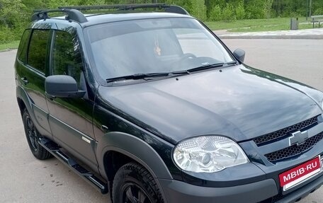 Chevrolet Niva I рестайлинг, 2014 год, 650 000 рублей, 5 фотография