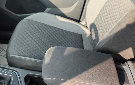 Volkswagen Tiguan II, 2017 год, 2 100 000 рублей, 13 фотография