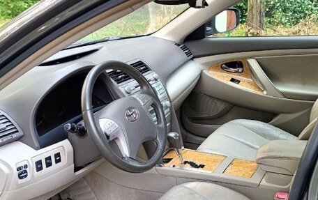 Toyota Camry, 2006 год, 1 000 000 рублей, 17 фотография