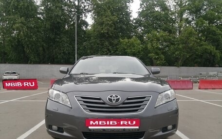 Toyota Camry, 2006 год, 1 000 000 рублей, 12 фотография