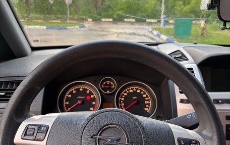 Opel Zafira B, 2008 год, 600 000 рублей, 11 фотография