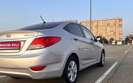 Hyundai Solaris II рестайлинг, 2013 год, 740 000 рублей, 2 фотография
