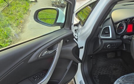 Opel Astra J, 2013 год, 1 090 000 рублей, 11 фотография