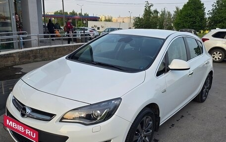 Opel Astra J, 2013 год, 1 090 000 рублей, 2 фотография