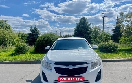 Chevrolet Cruze II, 2013 год, 750 000 рублей, 3 фотография