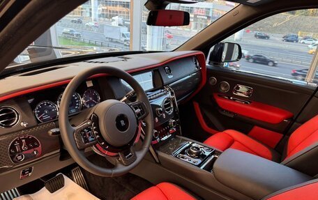Rolls-Royce Cullinan, 2021 год, 50 000 000 рублей, 5 фотография