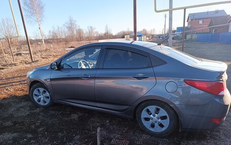 Hyundai Solaris II рестайлинг, 2016 год, 700 000 рублей, 9 фотография