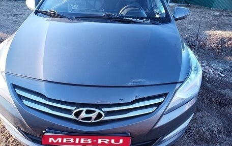 Hyundai Solaris II рестайлинг, 2016 год, 700 000 рублей, 2 фотография