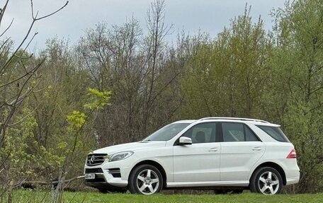 Mercedes-Benz M-Класс, 2013 год, 1 900 000 рублей, 24 фотография