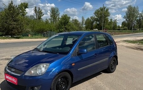 Ford Fiesta, 2007 год, 365 000 рублей, 4 фотография